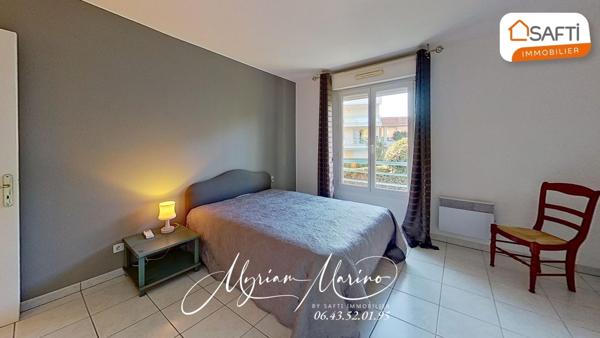 COUP DE COEUR ! 5 pièces avec terrasse et garage - Centre de Saint Aygulf 83370