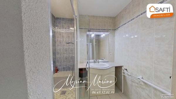 COUP DE COEUR ! 5 pièces avec terrasse et garage - Centre de Saint Aygulf 83370