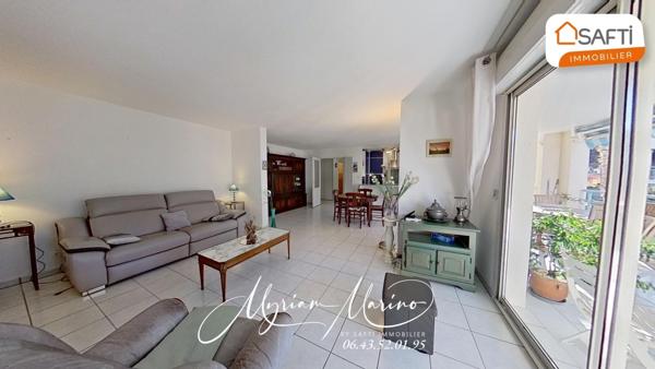 COUP DE COEUR ! 5 pièces avec terrasse et garage - Centre de Saint Aygulf 83370