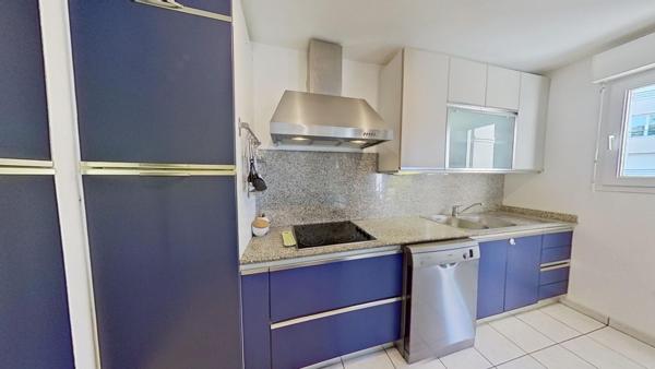 COUP DE COEUR ! 5 pièces avec terrasse et garage - Centre de Saint Aygulf 83370