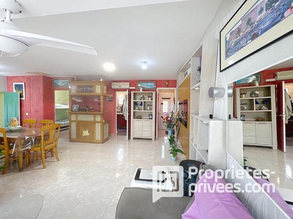 Maison de type T4 en bord de mer à Cargèse