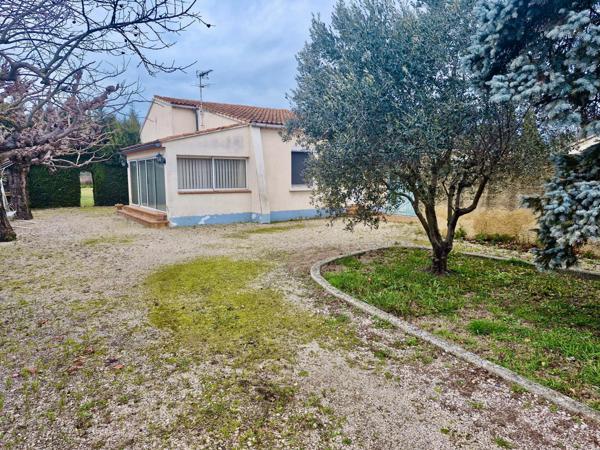 Jonquières (84150) Maison plain pied avec grand terrain