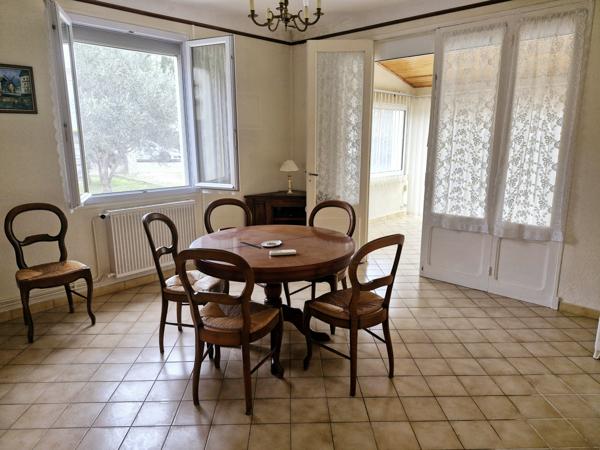 Jonquières (84150) Maison plain pied avec grand terrain