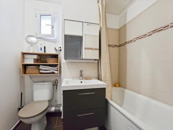 Leuville-sur-Orge (91310) Maison 2013, clé en main, 3 chambres, 4 pièces, grenier, garage, jardin, terrasse plein Sud / terrain 403 m2