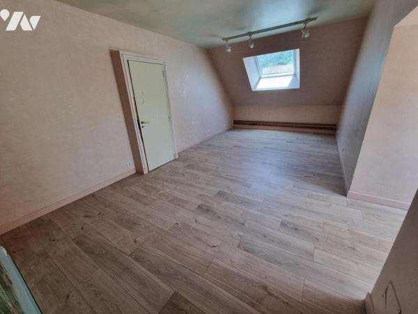 LONGERE T8 - 211 M²