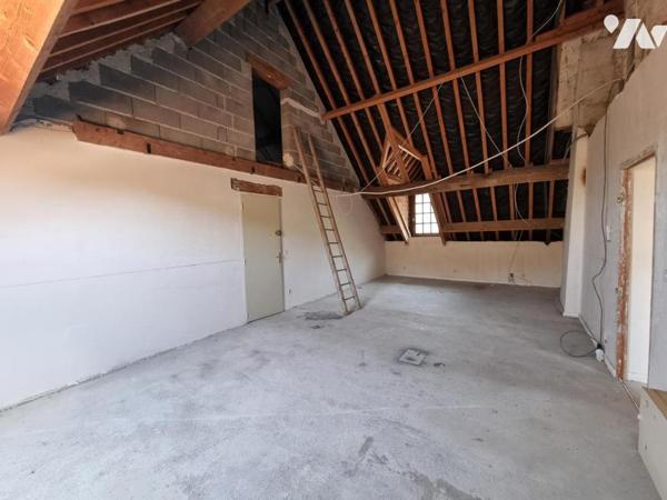 LONGERE T8 - 211 M²