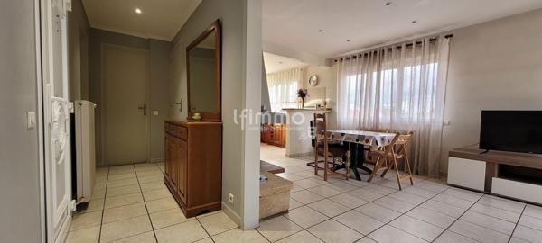 Appartement 4 pièces avec jardin et garage privatif