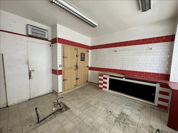 Immeuble à vendre |  Montendre |  90 m²