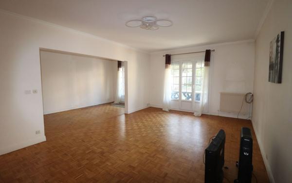 Maison à vendre    5 pièces •  Viry-Châtillon