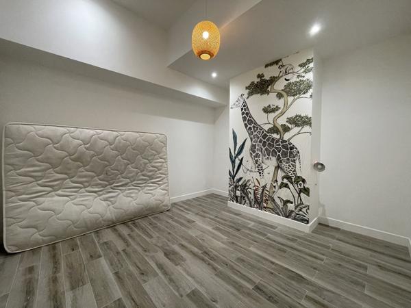 Local commercial à SAINT CLOUD (92210)