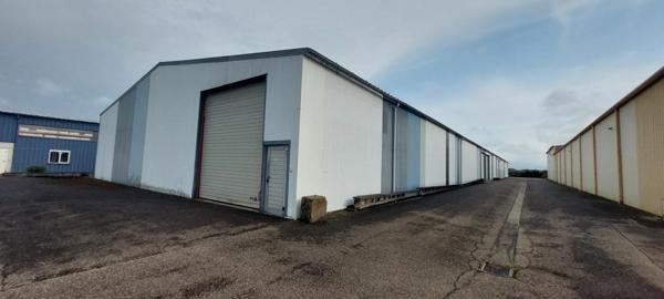 Local artisanal, commercial ou dépôt 400m²