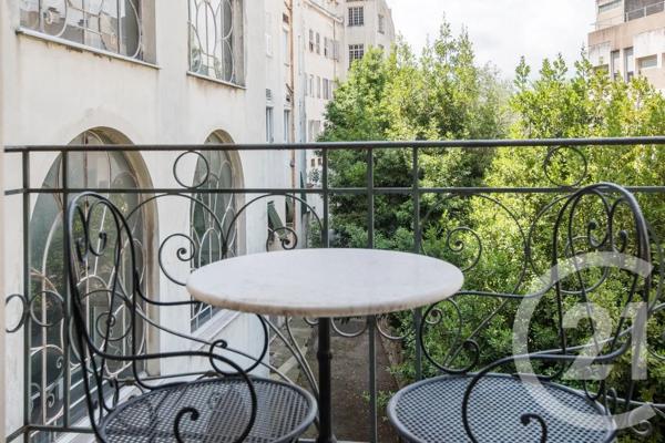 Appartement F3 à vendre  3 pièces - 58 m 2   NICE  - 06