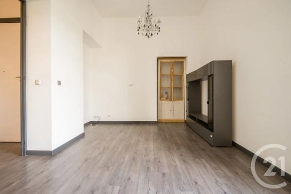 Appartement F3 à vendre  3 pièces - 58 m 2   NICE  - 06