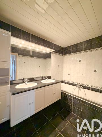 Appartement à vendre 5 pièces 109 m² Reims