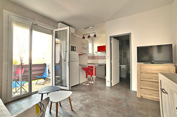 Appartement
         2 pièces
        - 28 m² 169 900 € *