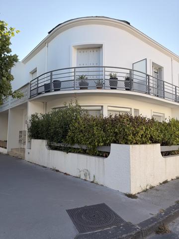 Appartement
         2 pièces
        - 28 m² 169 900 € *