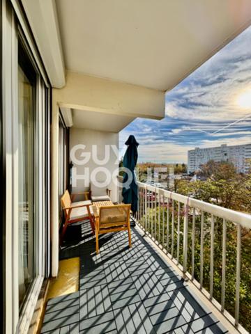 À vendre : Appartement spacieux de 5 pièces à Vaulx-en-Velin