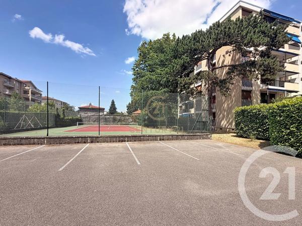 Appartement T3 à vendre  3 pièces - 79,48 m 2   BRON  - 69