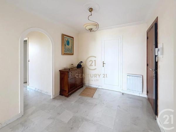 Appartement T3 à vendre  3 pièces - 79,48 m 2   BRON  - 69