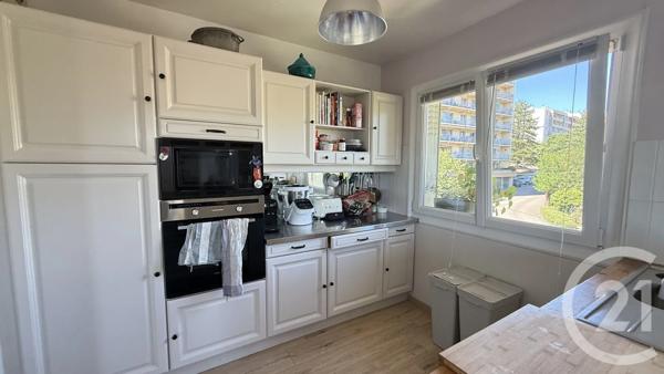 Appartement T5 à vendre  5 pièces - 104,69 m 2   GAP  - 05