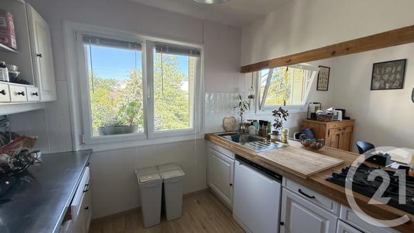 Appartement T5 à vendre  5 pièces - 104,69 m 2   GAP  - 05