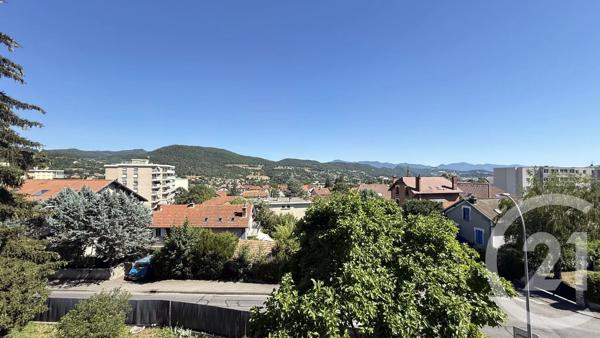 Appartement T5 à vendre  5 pièces - 104,69 m 2   GAP  - 05