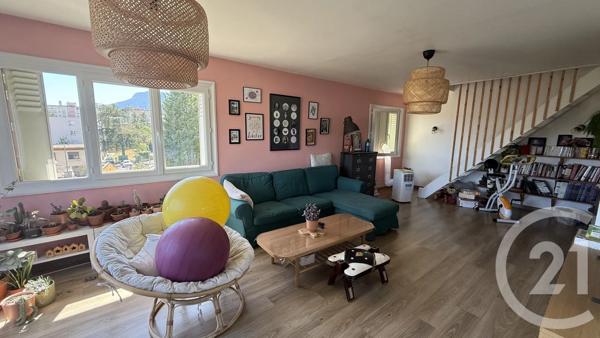 Appartement T5 à vendre  5 pièces - 104,69 m 2   GAP  - 05