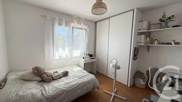 Appartement T5 à vendre  5 pièces - 104,69 m 2   GAP  - 05