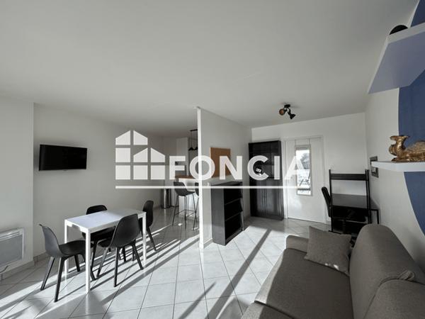 Location Studio meublé 34.49 m² - 62 ET 64 RUE ALFRED KASTLER La Rochelle 17000