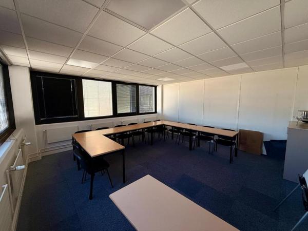 Location Bureau 45 91000 Evry Courcouronnes 807622
