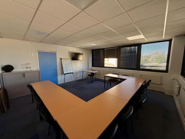 Location Bureau 45 91000 Evry Courcouronnes 807622