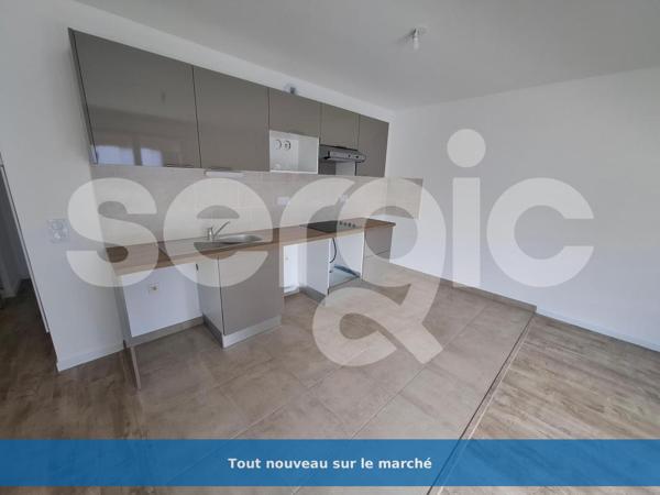 Location 3 Pieces 59 91350 Grigny 67 9271 02 0063