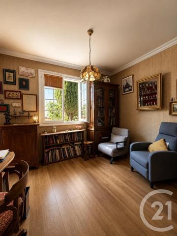 Maison à vendre  5 pièces - 128,40 m 2   LA GAUDE  - 06