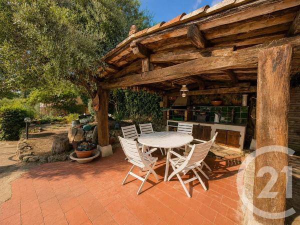 Maison à vendre  5 pièces - 128,40 m 2   LA GAUDE  - 06