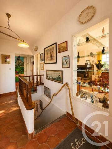 Maison à vendre  5 pièces - 128,40 m 2   LA GAUDE  - 06