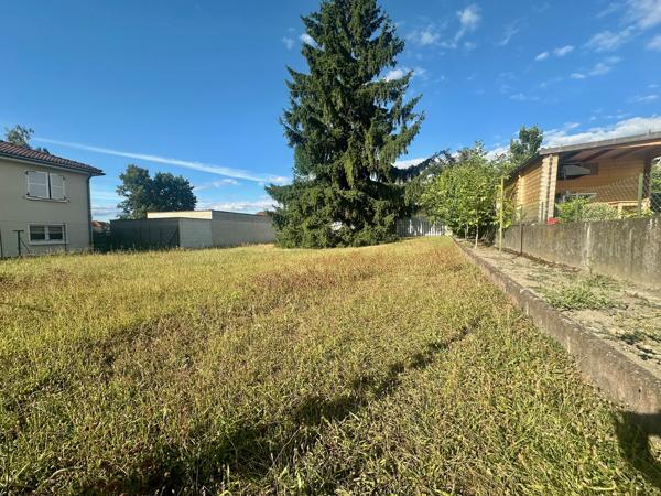 AUBIERE CENTRE - TERRAIN 590 M2 VIABILISE - Aubière