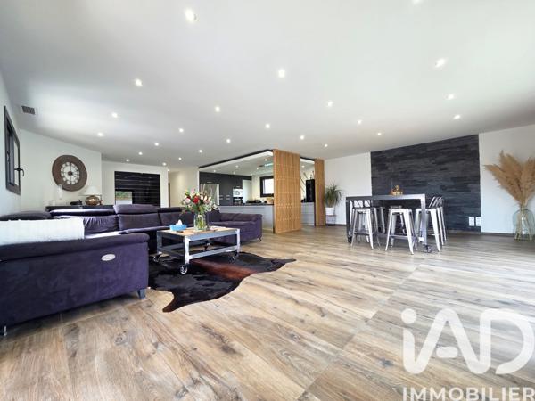 Maison à vendre 5 pièces 210 m² Pia