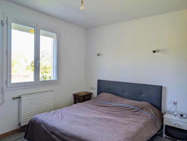 Maison à vendre 92 m² - NUEIL LES AUBIERS (79)