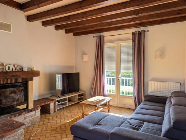 Maison à vendre 92 m² - NUEIL LES AUBIERS (79)