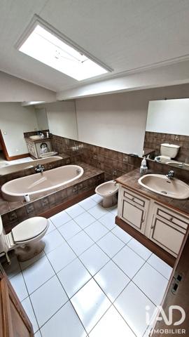 Maison à vendre 9 pièces 240 m² Montauban