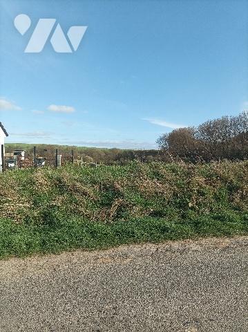 A VENDRE 4 TERRAINS A BATIR, de 1100 m²,  1265 m², 1216 m² et 1244 m², A PRECISER APRES BORNAGE.