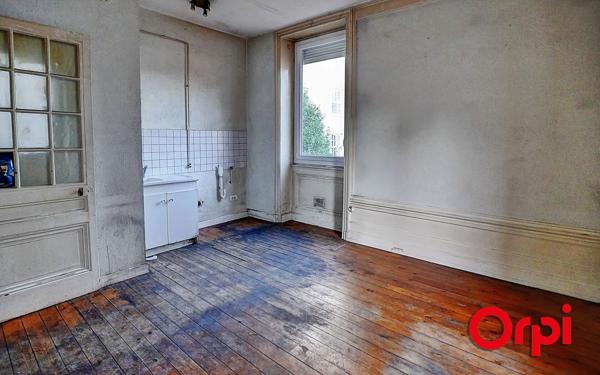 Appartement à vendre    2 pièces • 41 920 m2 Lyon 3