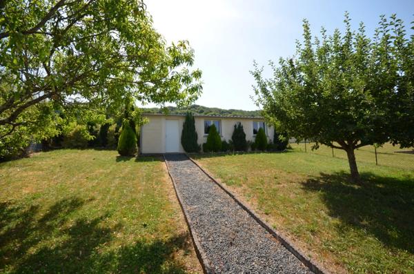 Proche de DORMANS (51) à vendre très belle maison de 5 pièces avec sa dépendance