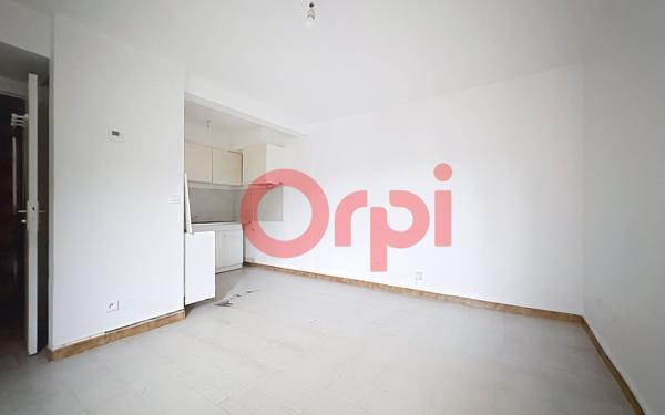 Immeuble à vendre    14 pièces • 280 m2 Vigneux-sur-Seine