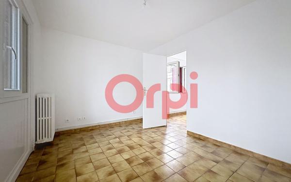 Immeuble à vendre    14 pièces • 280 m2 Vigneux-sur-Seine