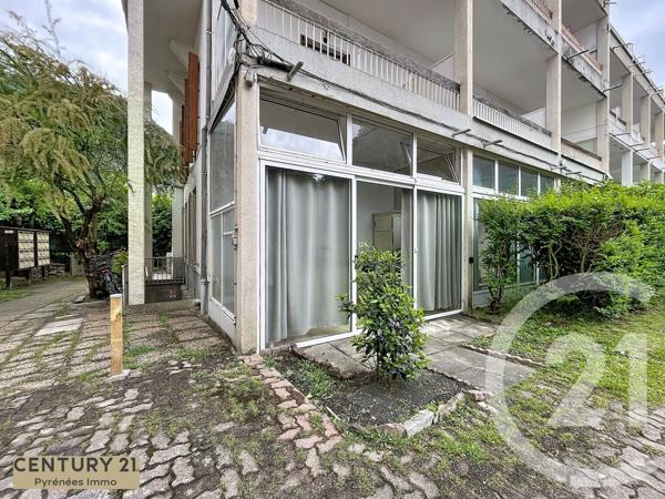 Appartement F2 Bis à vendre  3 pièces - 42,24 m 2   BAGNERES DE LUCHON  - 31