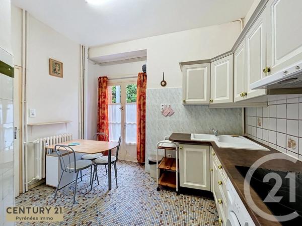 Appartement F2 Bis à vendre  3 pièces - 42,24 m 2   BAGNERES DE LUCHON  - 31