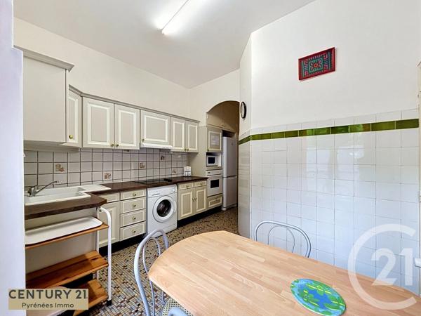 Appartement F2 Bis à vendre  3 pièces - 42,24 m 2   BAGNERES DE LUCHON  - 31