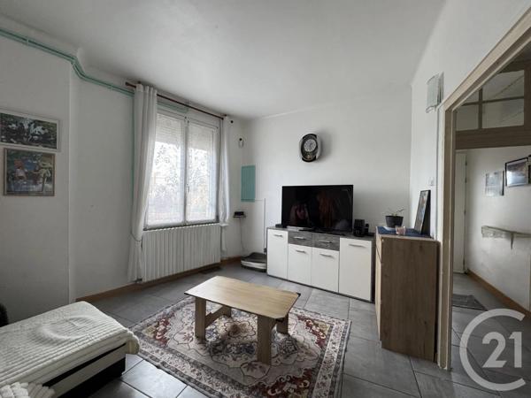 Maison à vendre  4 pièces - 68,36 m 2   SAVERDUN  - 09
