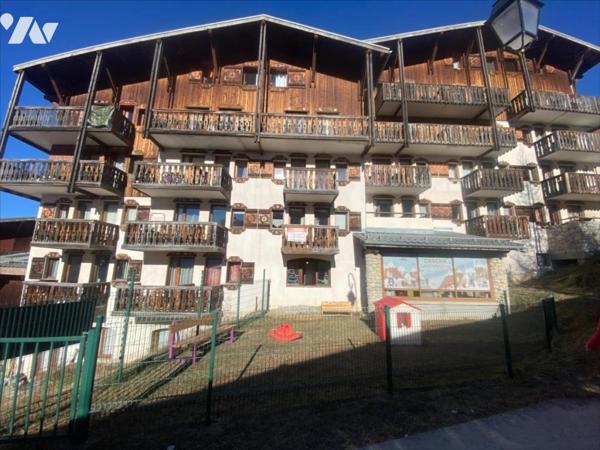 T1 lumineux pieds de pistes station Val Fréjus